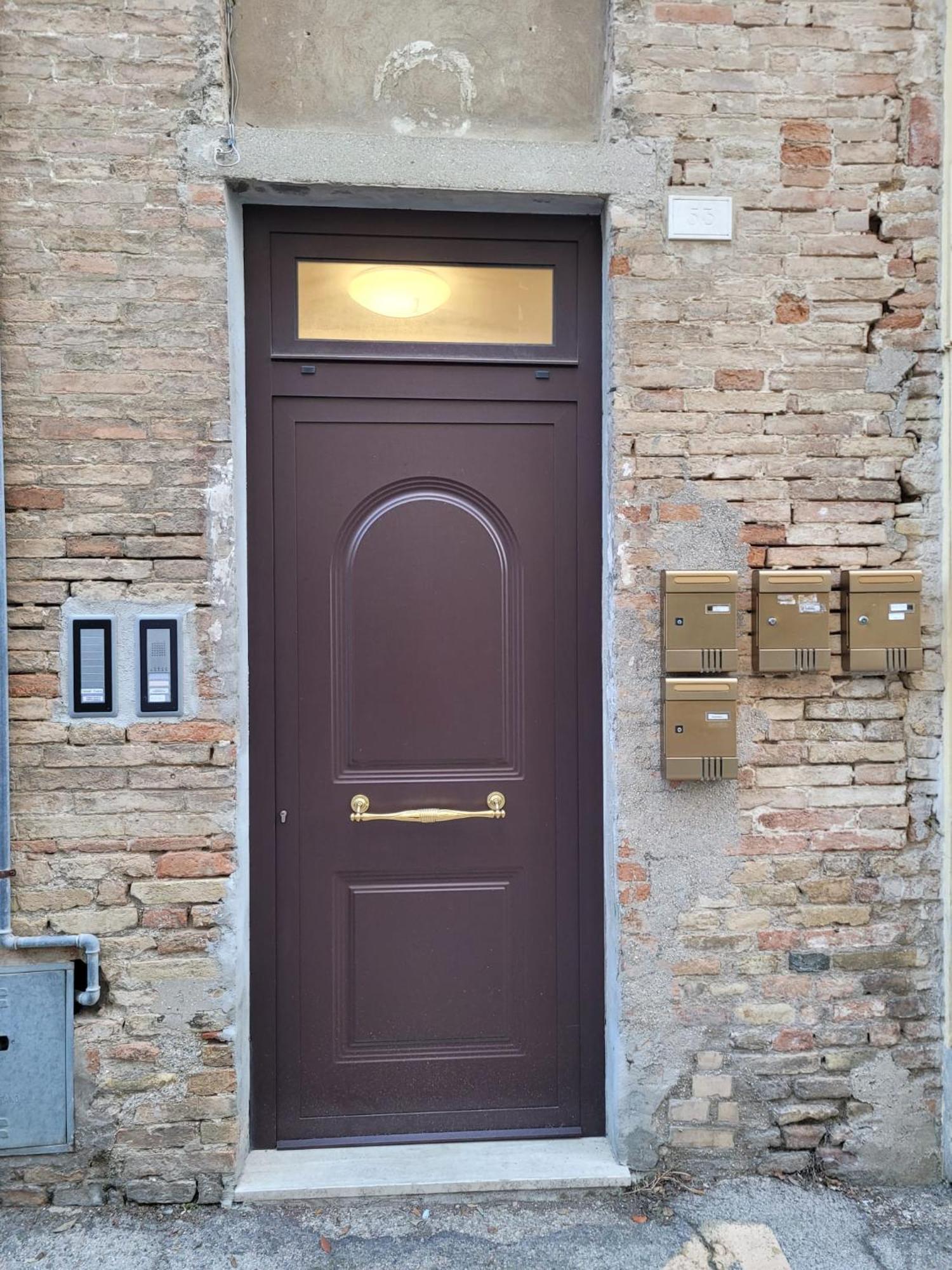 Osimo Nel Cuore Del Centro, Free Wi-Fi E Netflix Apartment Luaran gambar