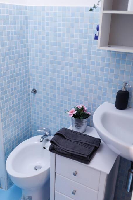 Osimo Nel Cuore Del Centro, Free Wi-Fi E Netflix Apartment Luaran gambar